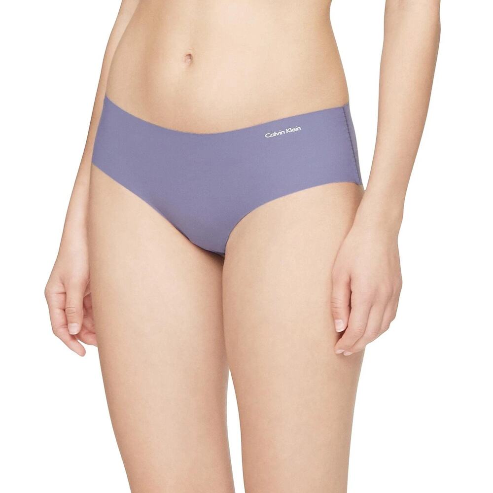 Calvin Klein Women's Invisibles Hipster Blue Size Small